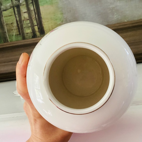 Vintage Translucent Bone China Ginger Jar White Gold Pink Floral Japan FLAW - Picture 8 of 12